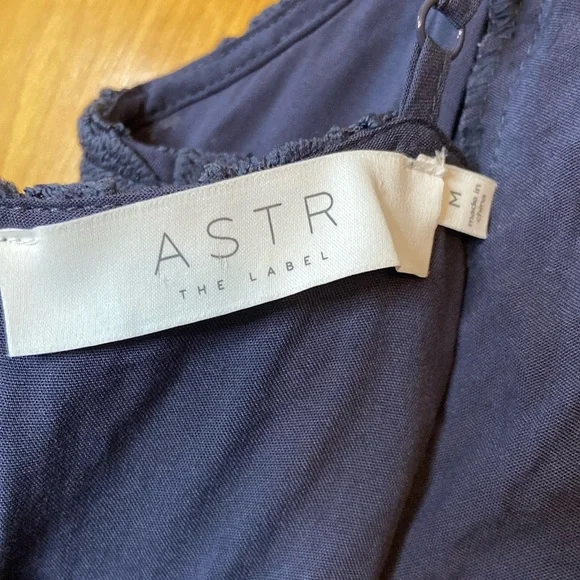 ASTR Lace A-Line Sleeveless V-Neck Midi Dress A figure-flattering closet staple. - Picture 9 of 12